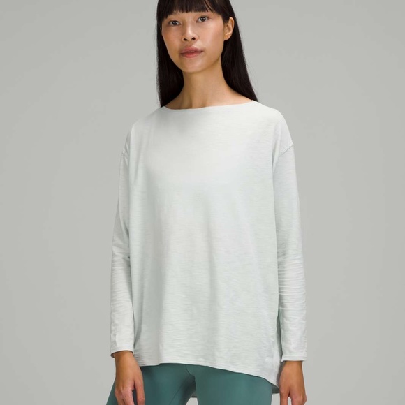 Lululemon Back in Action Long Sleeve Shirt, NWT, Size 2, Ocean Air - Picture 1 of 10